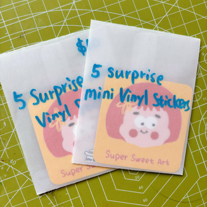 5 Surprise Mini Vinyl Stickers